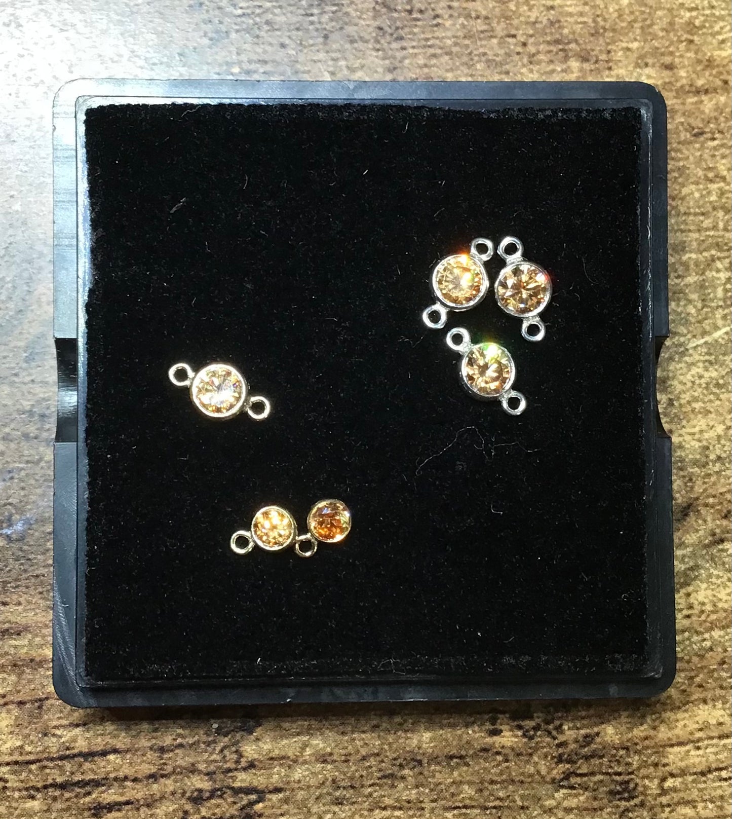 Birthstone Connector 4mm 925 SS